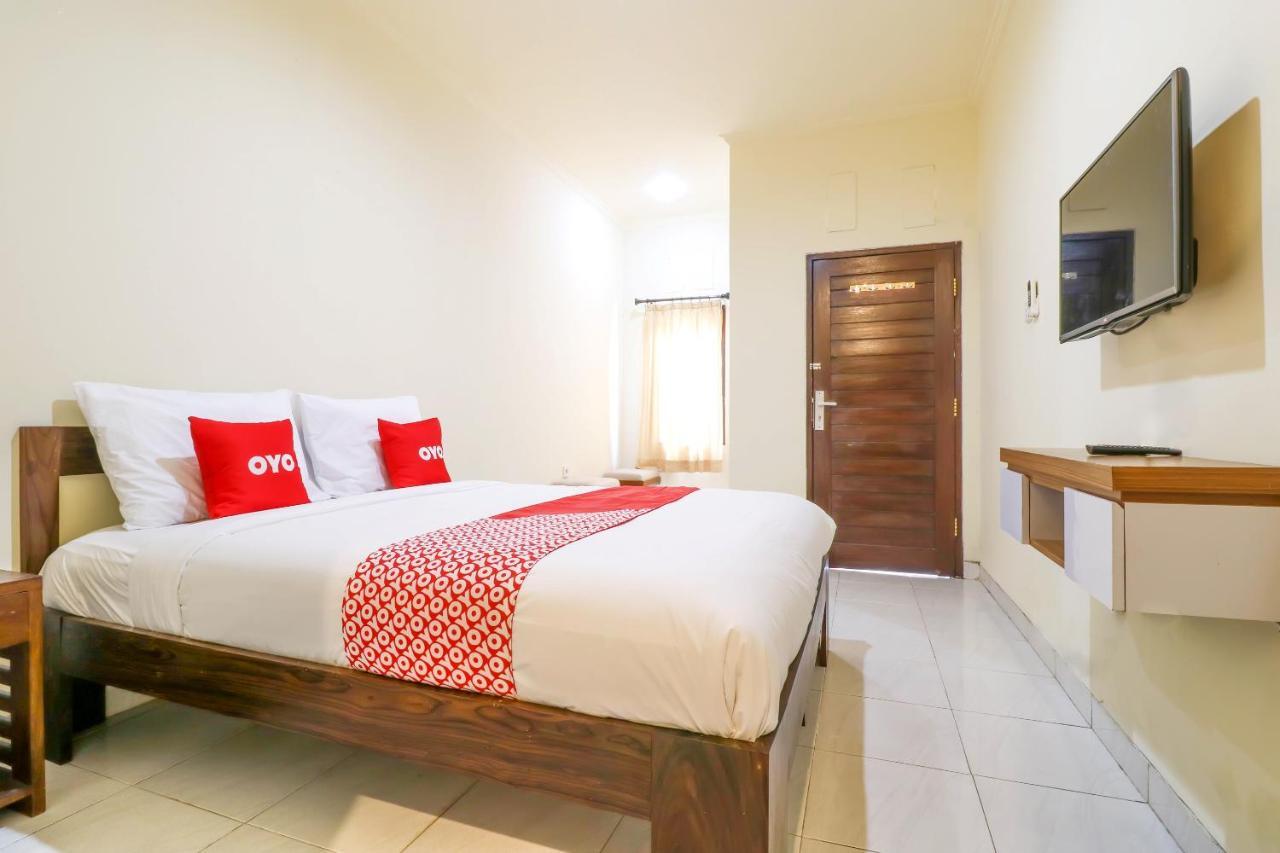 Oyo 2178 Merthan House Seminyak Buitenkant foto