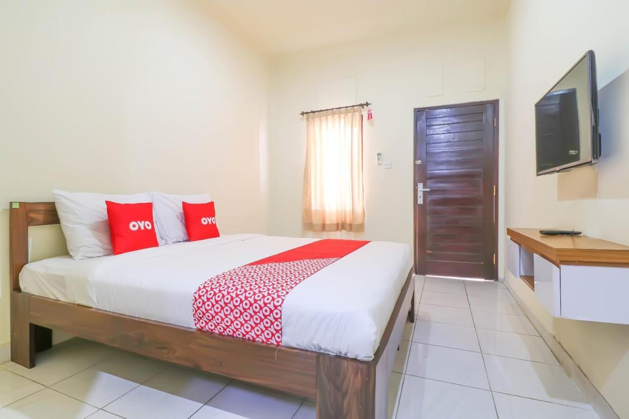 Oyo 2178 Merthan House Seminyak Buitenkant foto
